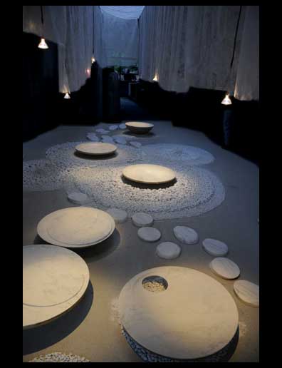 ���e/Moon Shadow